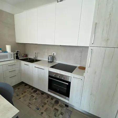 New Luxury With Pool In Borghetto Боргетто-Санто-Спирито