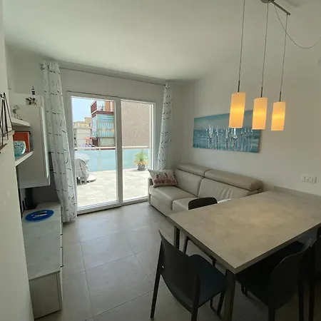 New Luxury With Pool In Borghetto * 博尔盖托桑托斯皮里托
